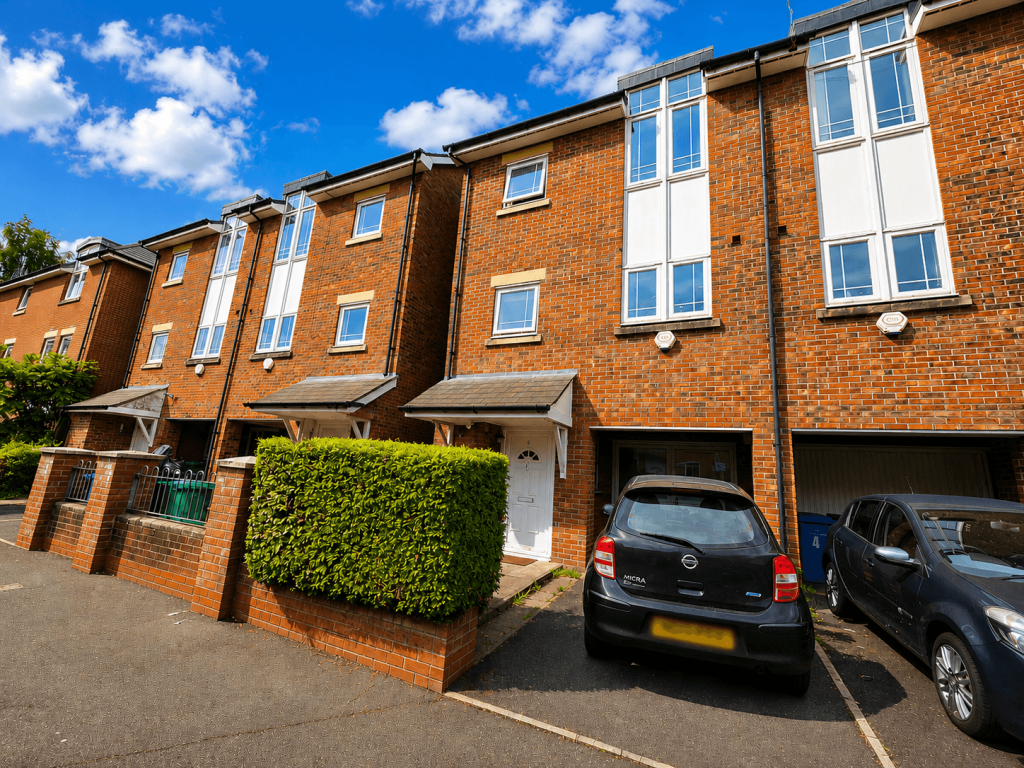 Main image of property: Yew Street, Hulme, Manchester, M15 5YW