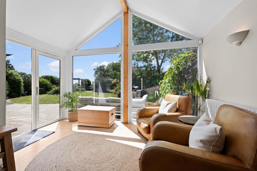 House in Rushcliffe, Top Green, Sibthorpe - View 5