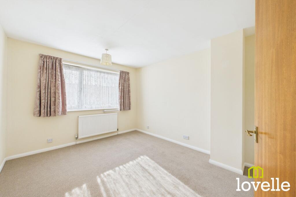 House in Hull - View 3