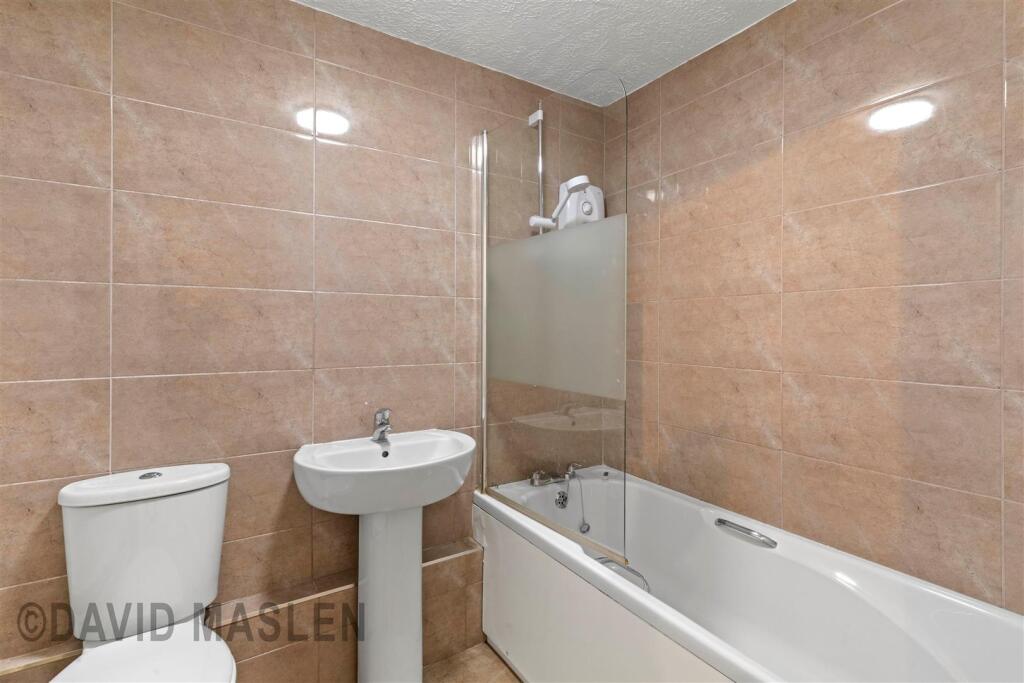 Apartment in Brighton - More