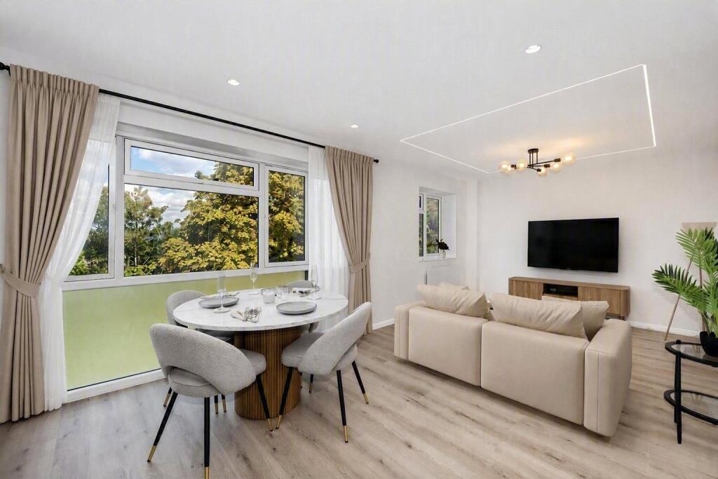 Apartment in Sutton - View 2