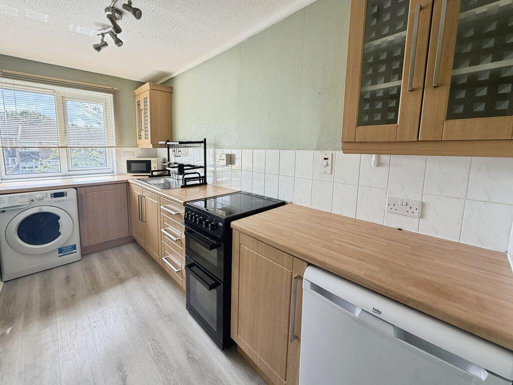 Apartment in North Tyneside, North East - View 4