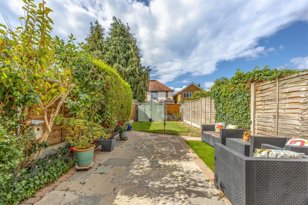House in Southend-on-Sea - View 4