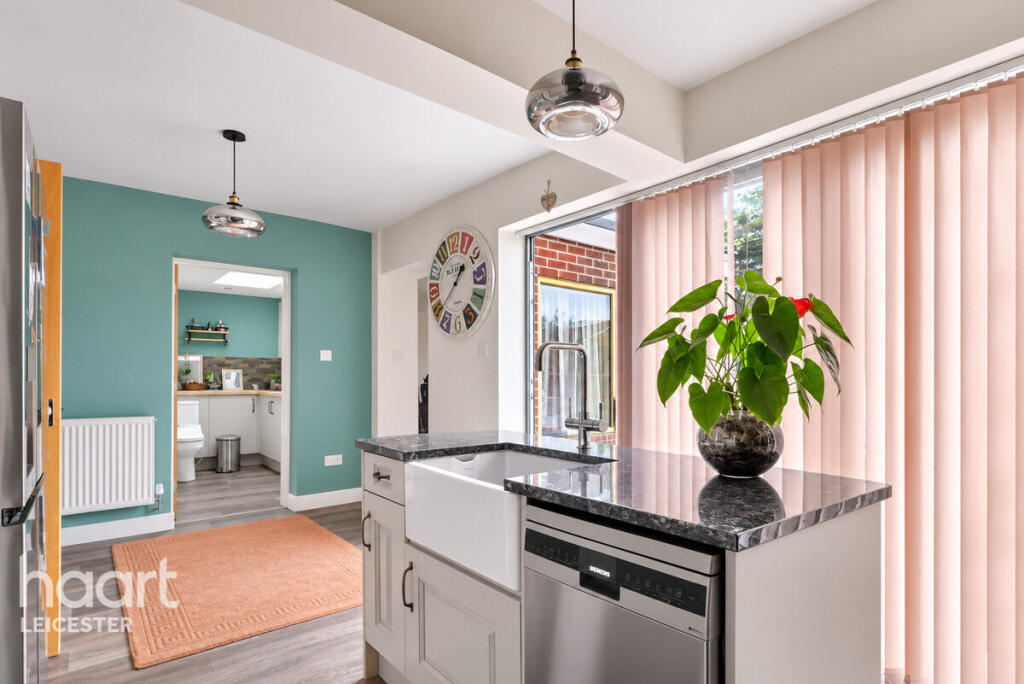 House in North West Leicestershire, South East Coalville, Hugglescote and Donington le Heath - View 5