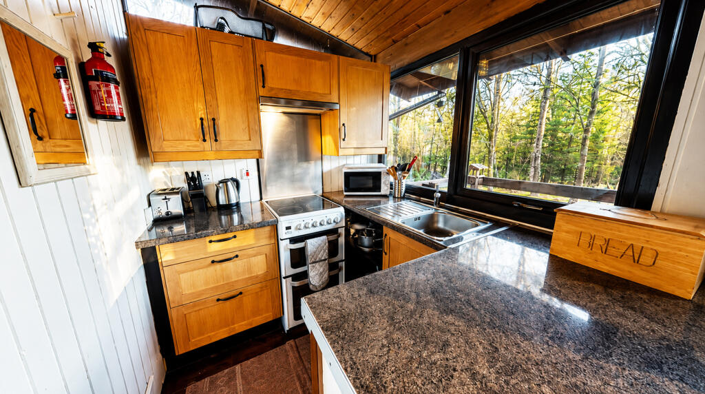 House in Paisley, Argyll and Bute - More