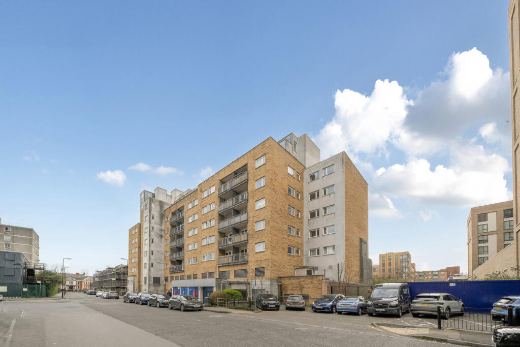 Main image of property: Singapore Road, London