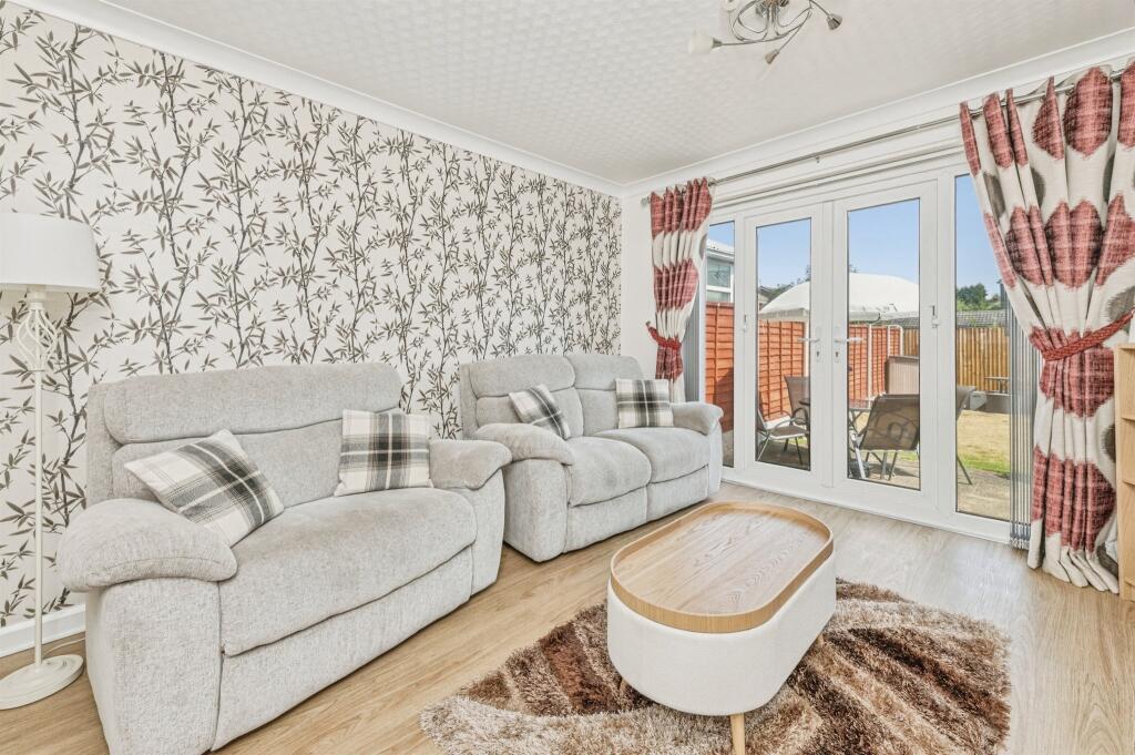 House in Wakefield - View 3