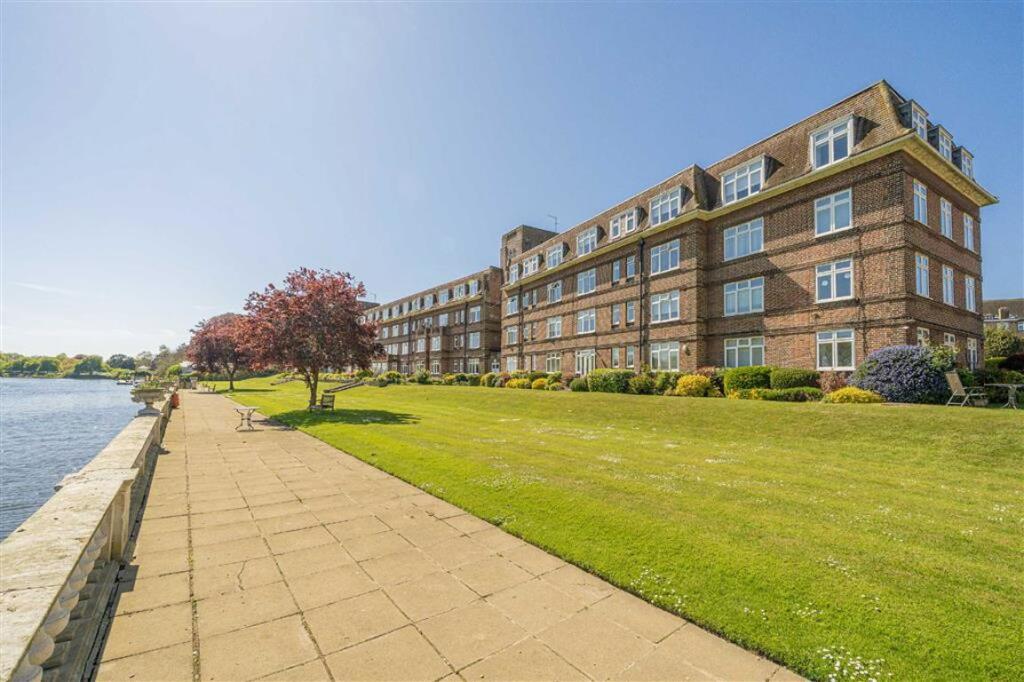 Main image of property: Thames Eyot, Twickenham