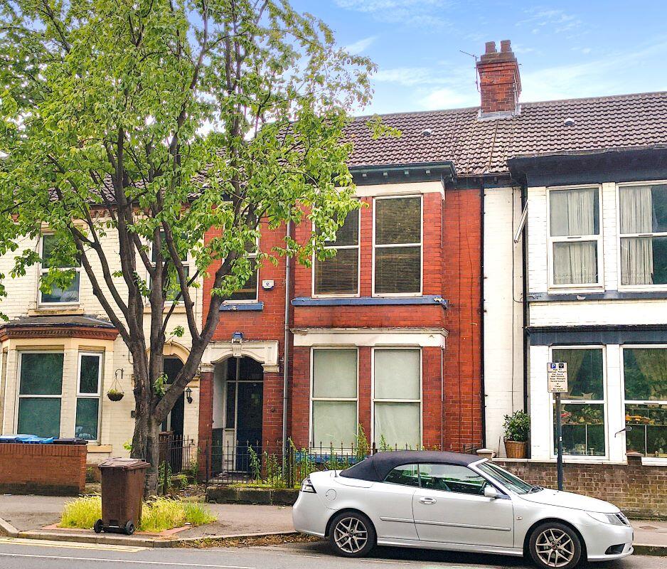 Main image of property: 325 Spring Bank West, Hull, HU3 1LB
