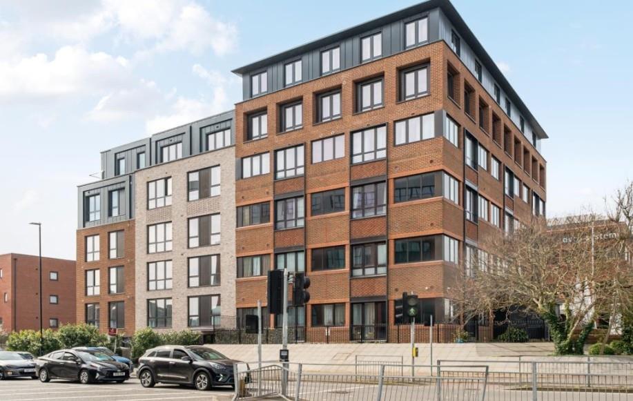 Main image of property: Slough,  SL1, Slough,  Berkshire, SL1