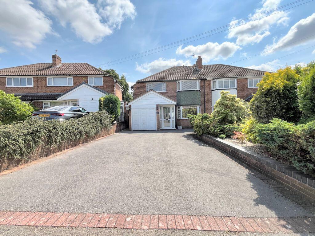 Main image of property: Elmwood Road, Streetly, Sutton Coldfield, B74 2DF