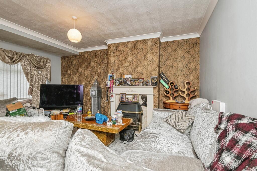 Mountbatten Avenue, Outwood, Wakefield photo 4