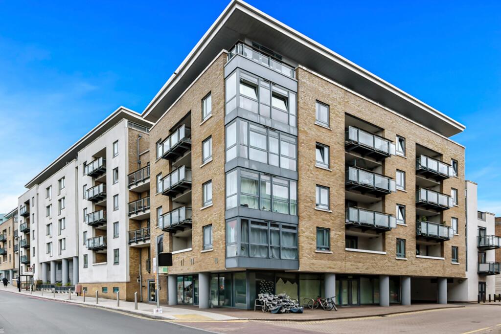 Main image of property: Eluna Apartments, Wapping Lane, London, E1W