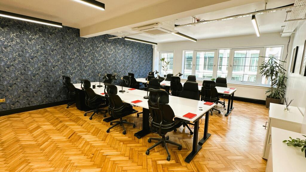2025 06 15 12 Caxton Street London SW1 available room 2.jpg
