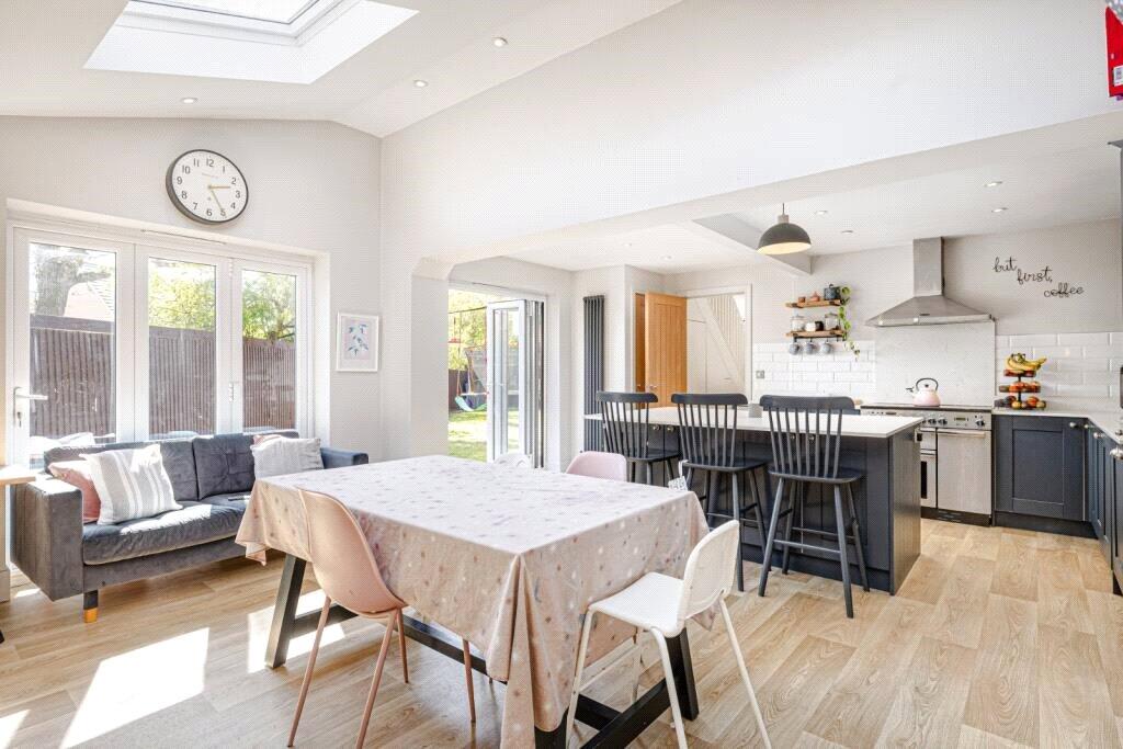 House in East Hertfordshire, Hockerill, Bishop's Stortford - View 5