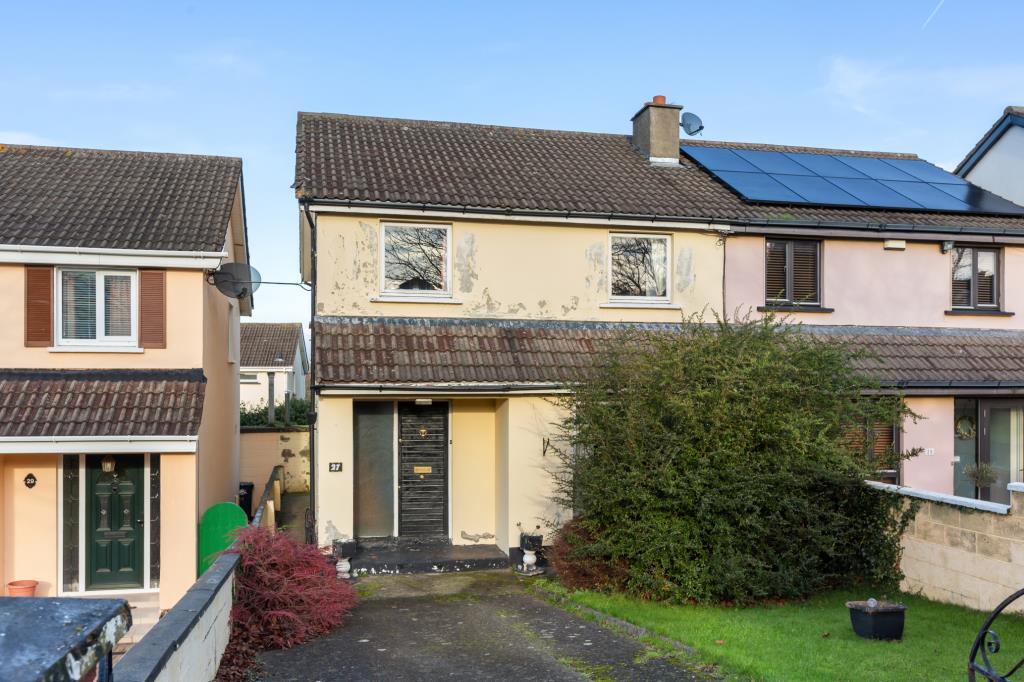 Main image of property: 27 Ashton Lawn, Knocklyon, Dublin 16, D16 E6X0