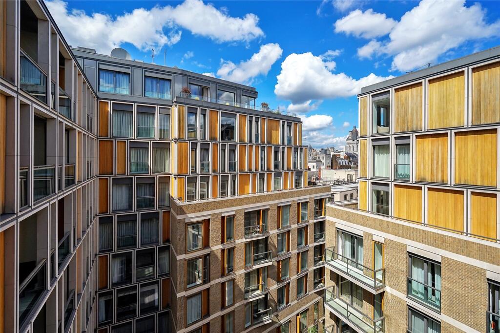 Apartment in London - More