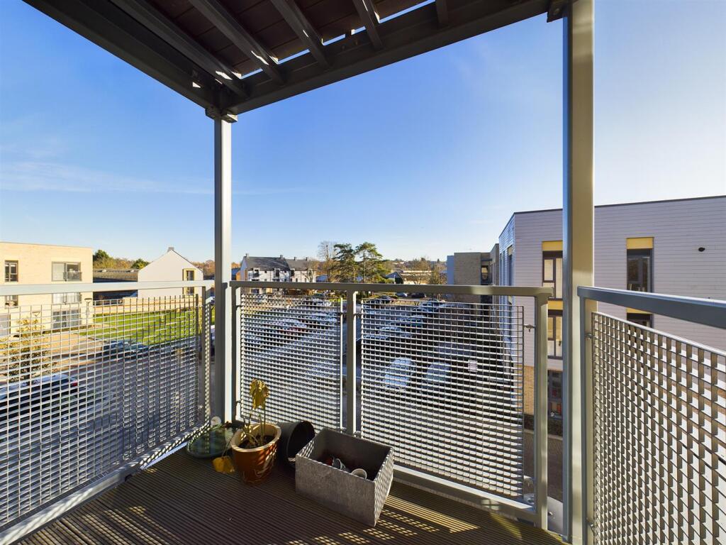 Apartment in Stevenage - View 5