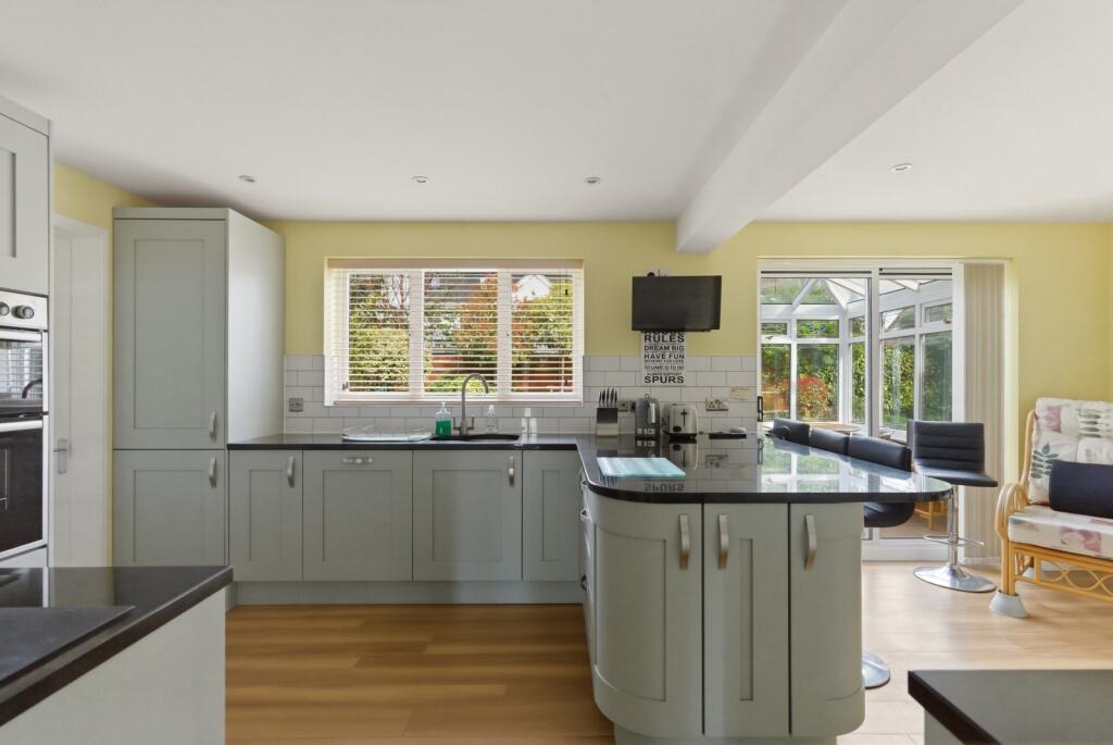 Additional image 6 of Honeycroft Drive, St. Albans, Hertfordshire, AL4