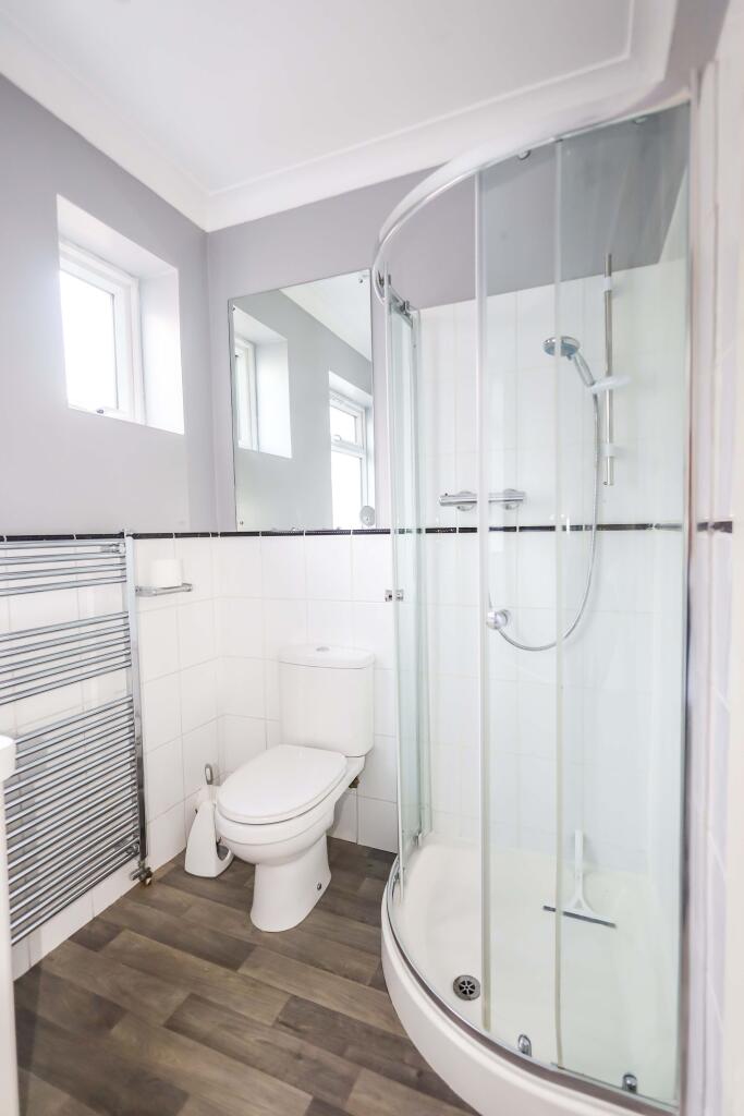 Apartment in Bournemouth, Winton - More