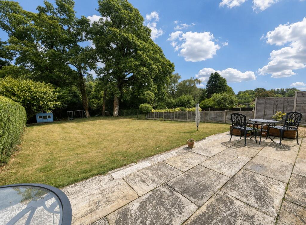 House in Guildford - View 4