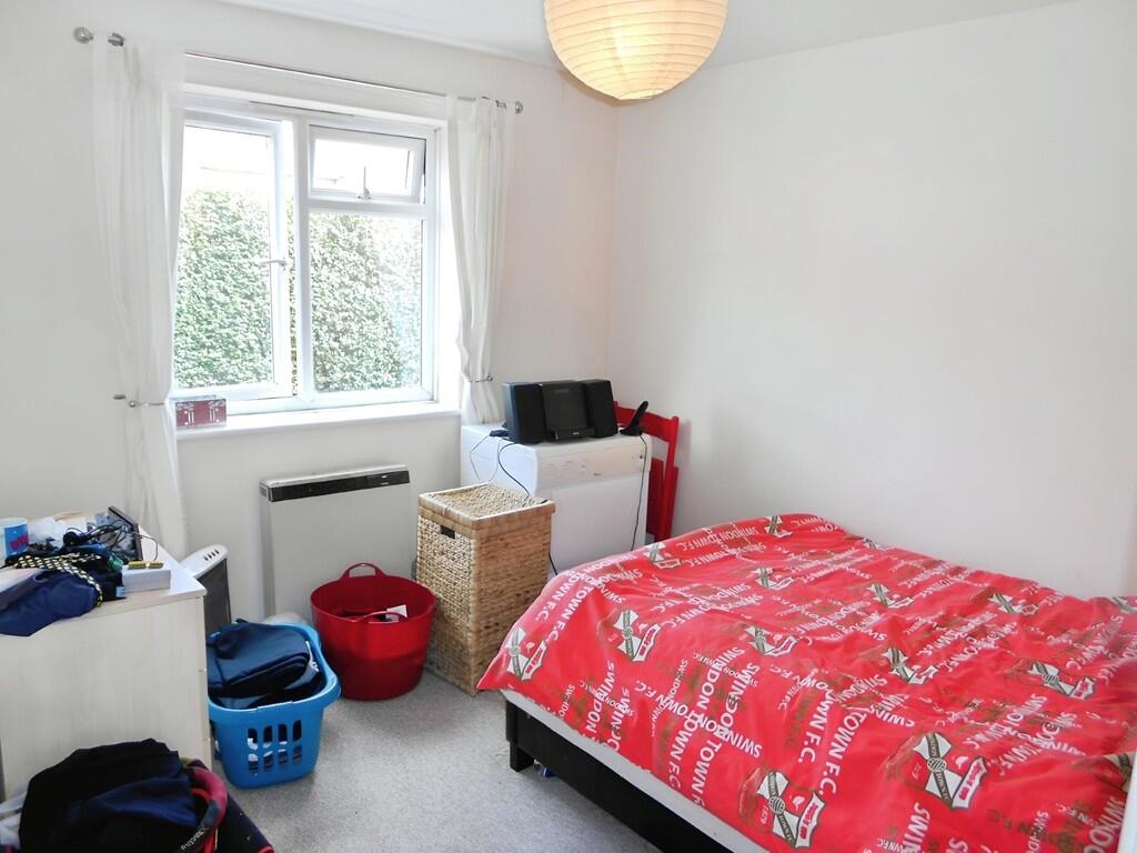 Rosebery Avenue, Yeovil photo 4