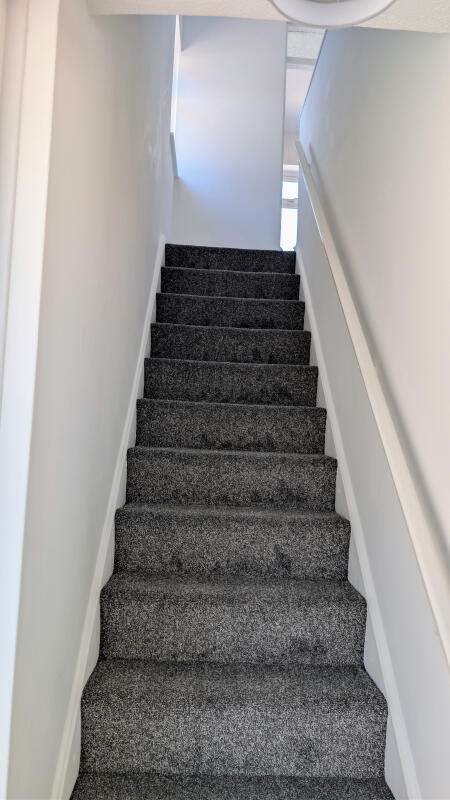 House in Nottingham, Clifton - View 5