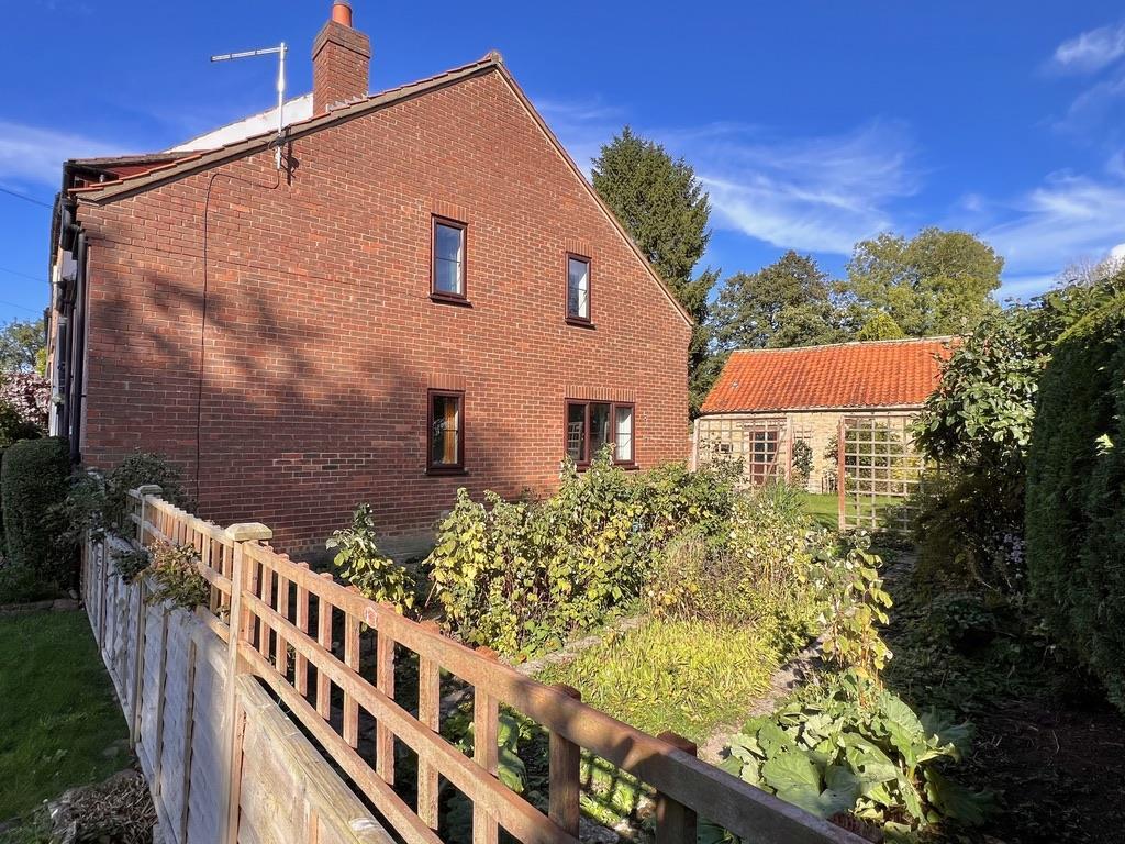 House in York - View 4