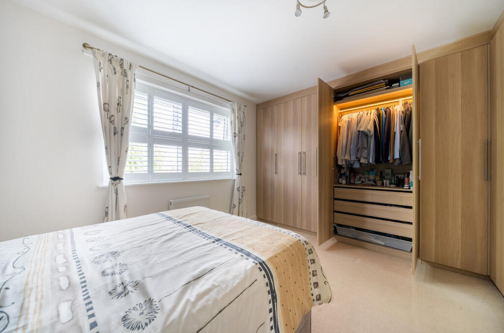 Stead Close, Chislehurst, BR7 photo 5
