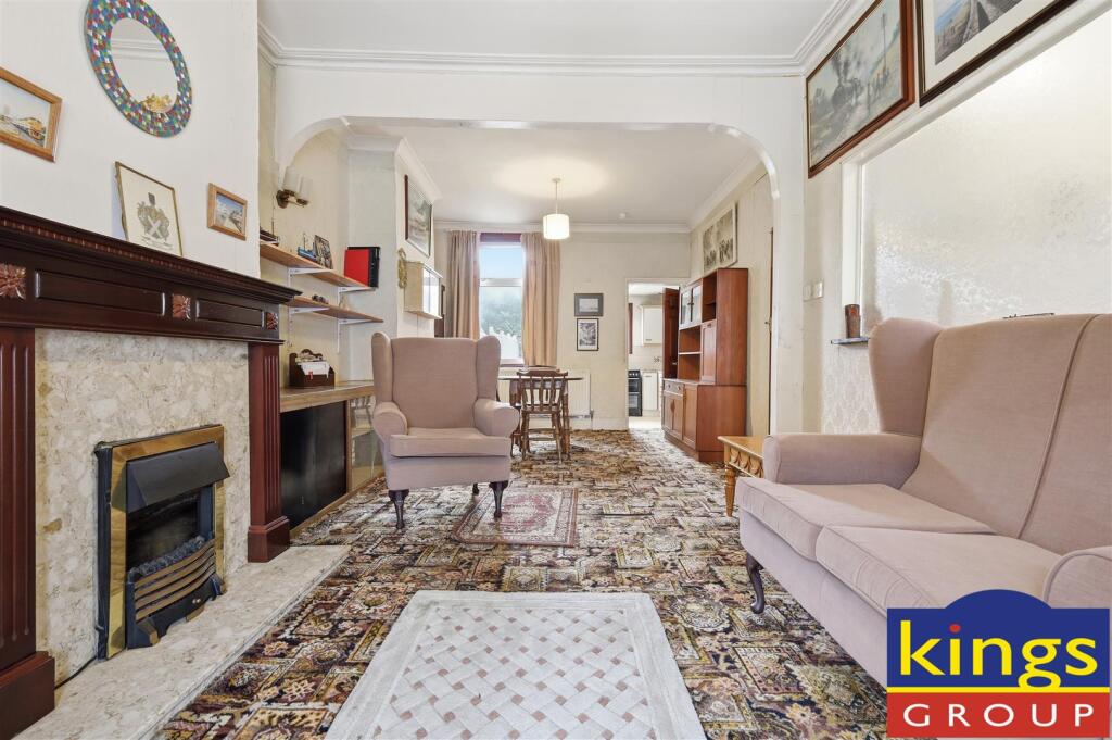 Lopen Road, Edmonton, N18 - View 2