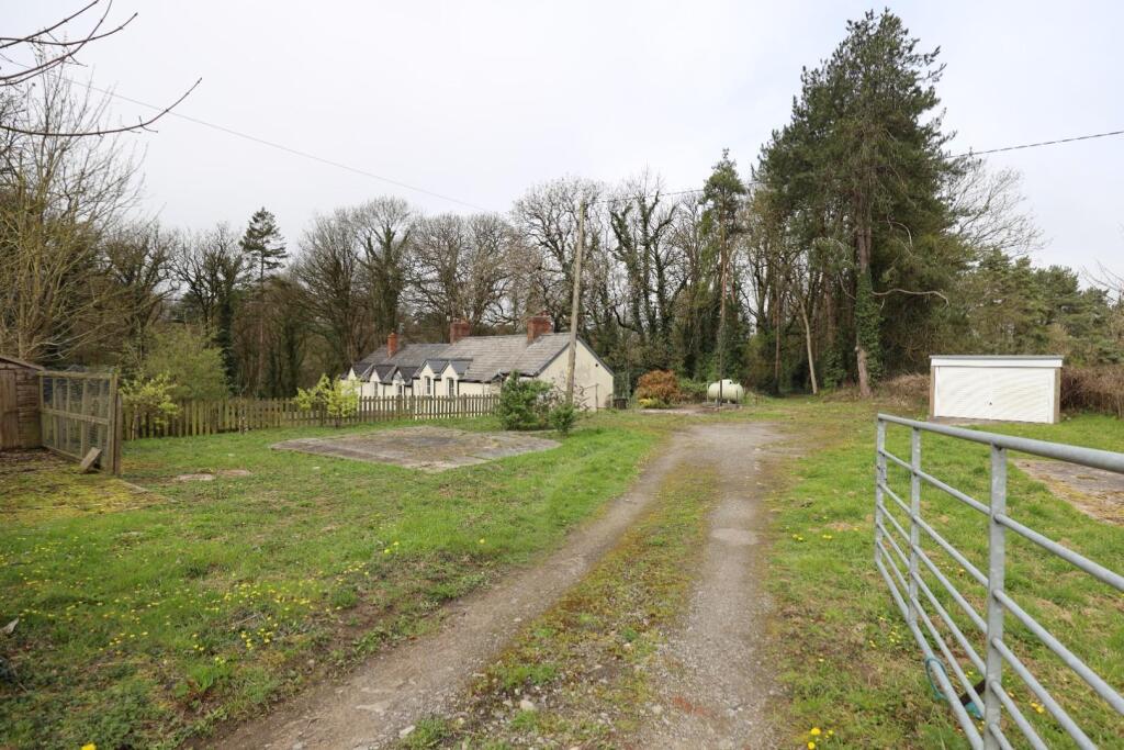Woodside Cottages, Fonmon, Nr Barry, Vale of Glamorgan, CF62 3BL photo 2