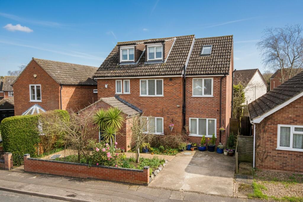 4-bed detached on Peverell Road, Bowthorpe, Norwich, £325,000