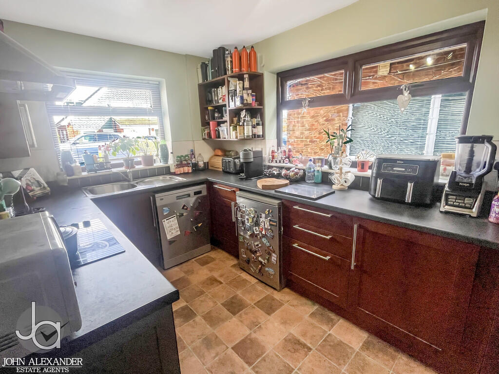 Carolina Way, Tiptree, Colchester photo 4