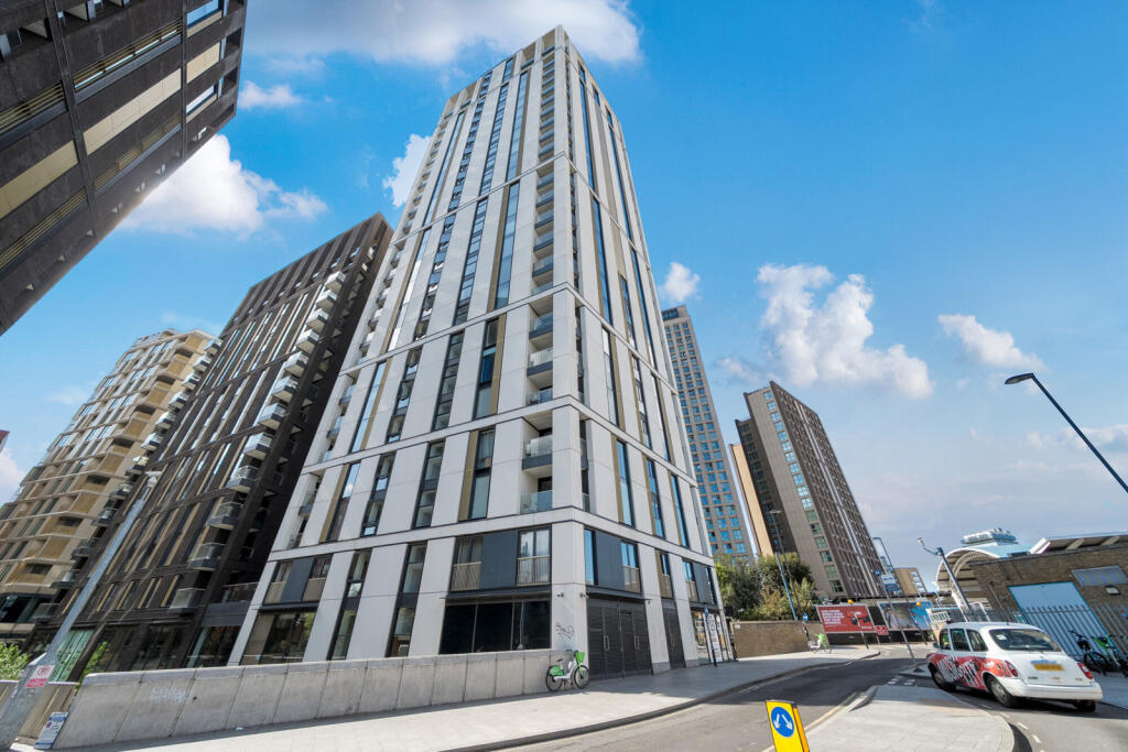 Main image of property: Station Road, London