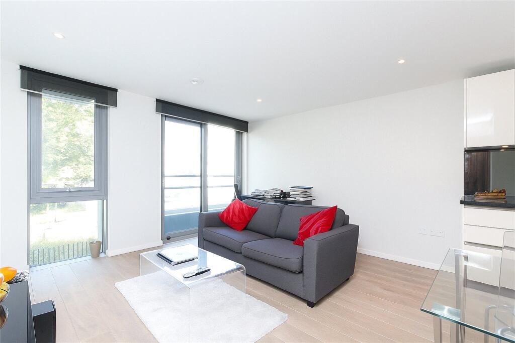 Apartment in London, Highbury - View 2