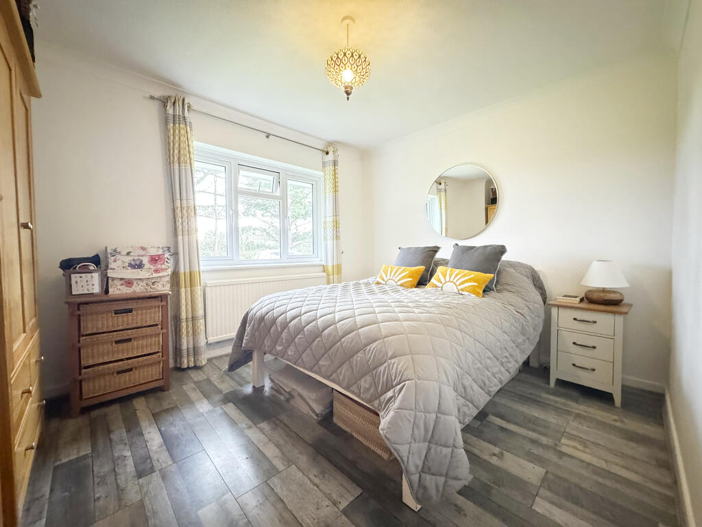 House in Southampton - View 4