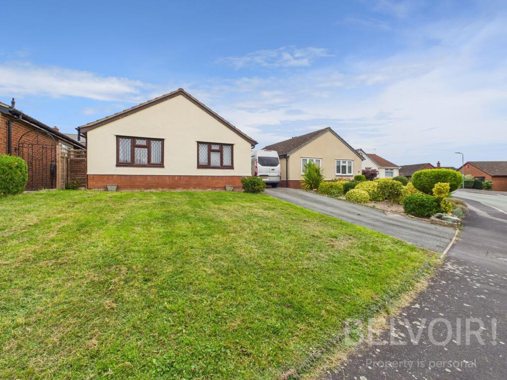 2-bed detached on Falcons Way, Copthorne, Shrewsbury, SY3, £280,000