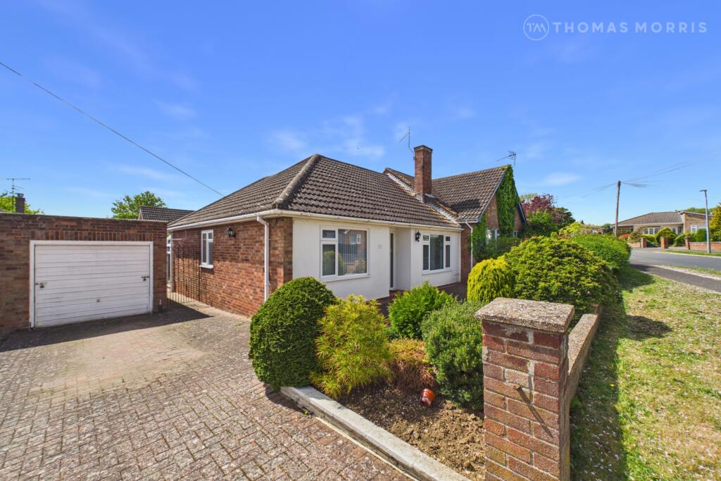 Main image of property: Elm Drive, St. Ives, Cambridgeshire, PE27