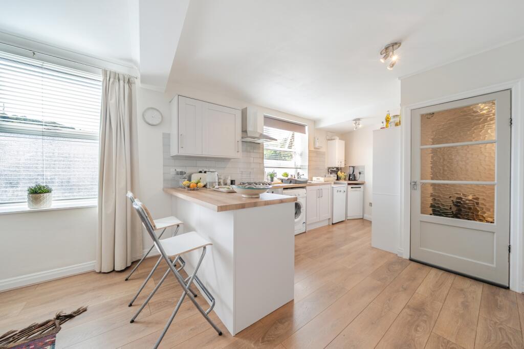 Birch Place, Hebden Bridge photo 4