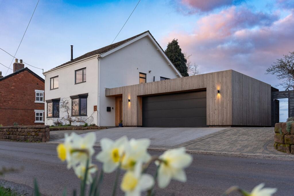 Main image of property: Hale Bank, Norley Road, Kingsley, WA6 6LS