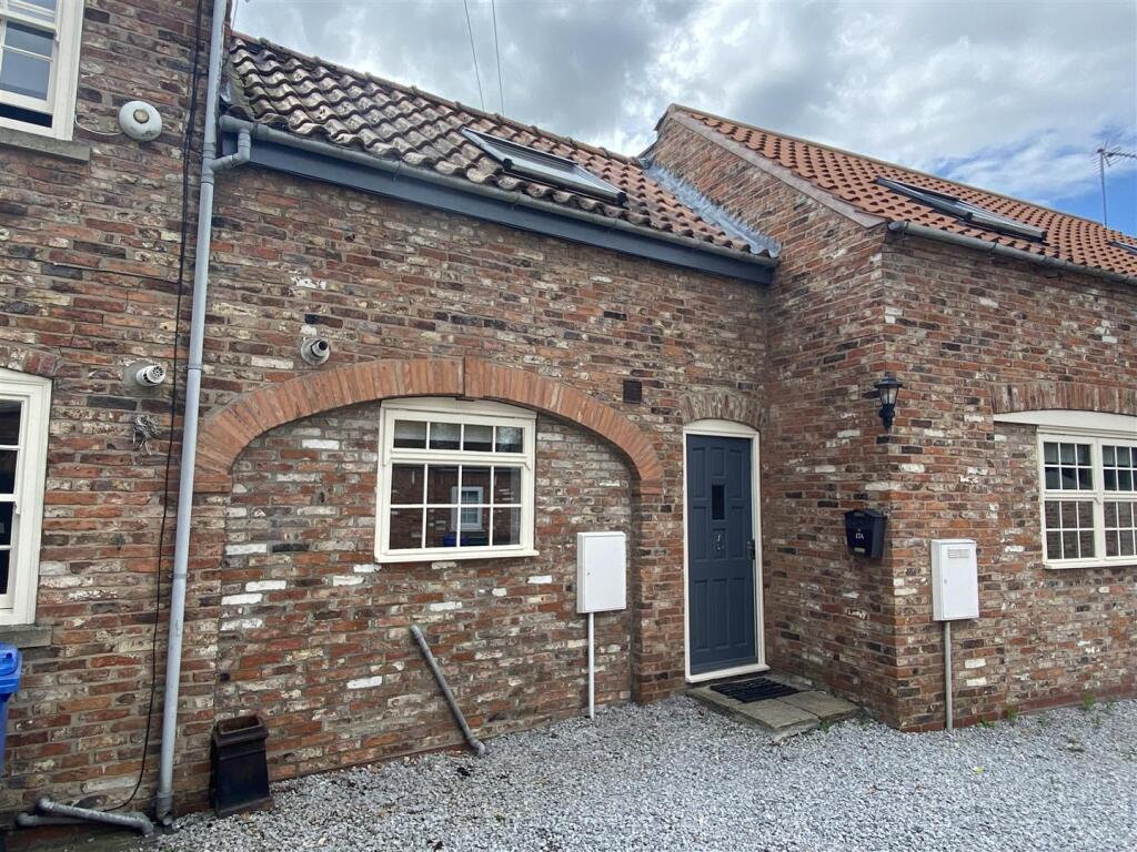 Main image of property: Bridgegate, Howden