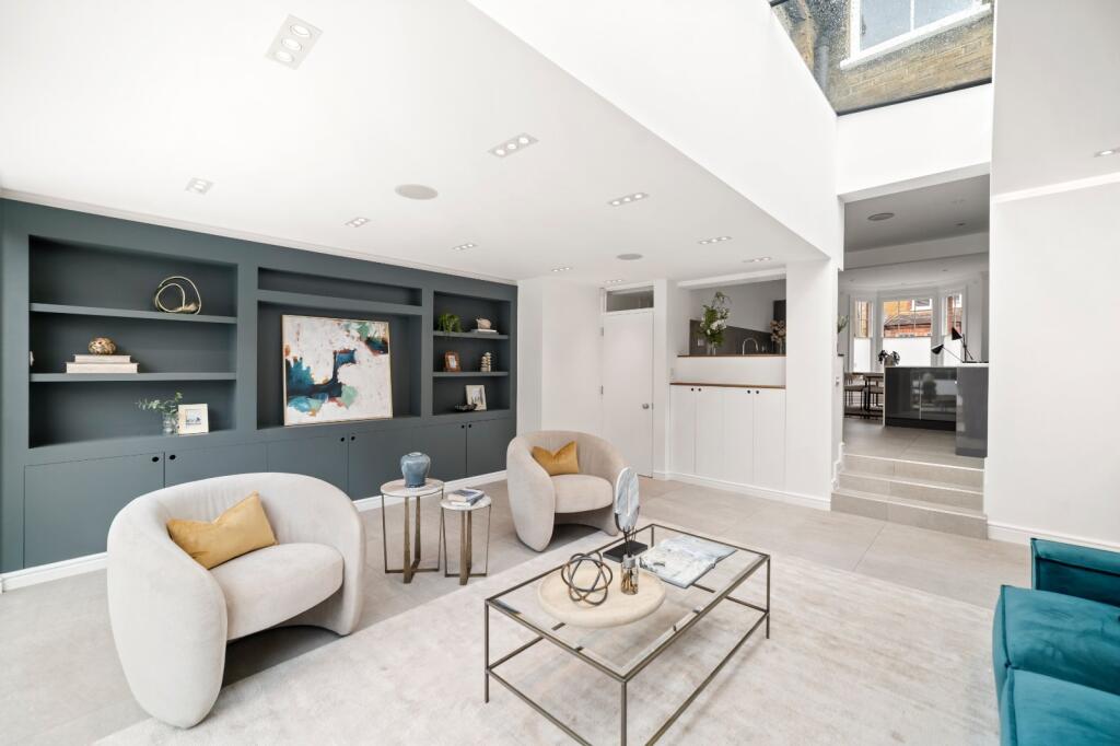 House in London - View 4