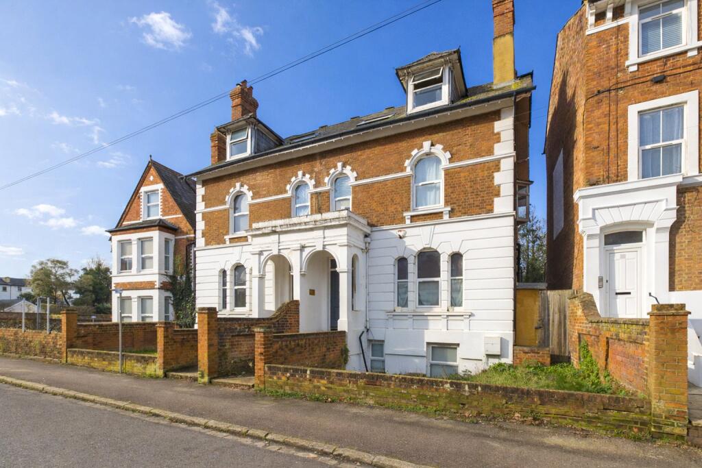 Main image of property: South Street, Reading, Berkshire, RG1