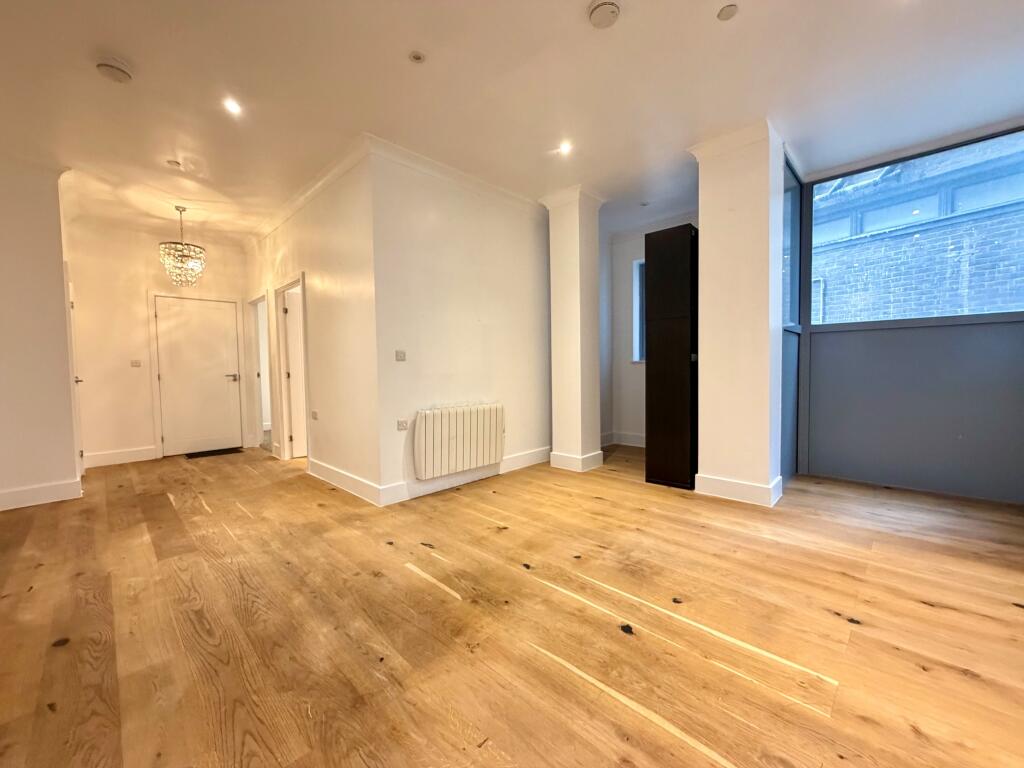 Main image of property: Scarbrook Road, Croydon CR0