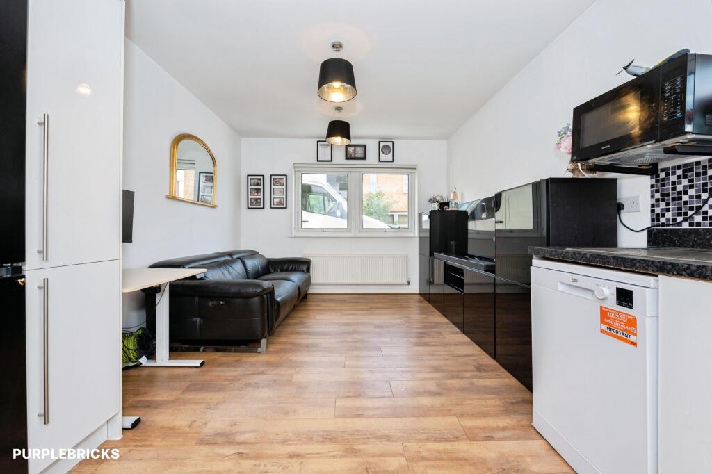 Apartment in Dartford - More