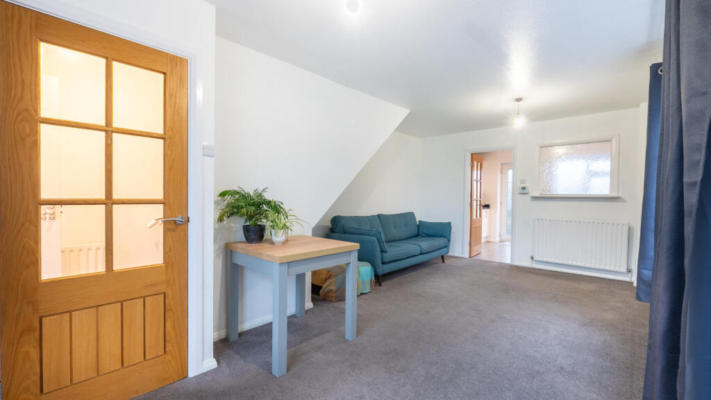 31 Oakhill Close, Douglas, IM2 6HU photo 3