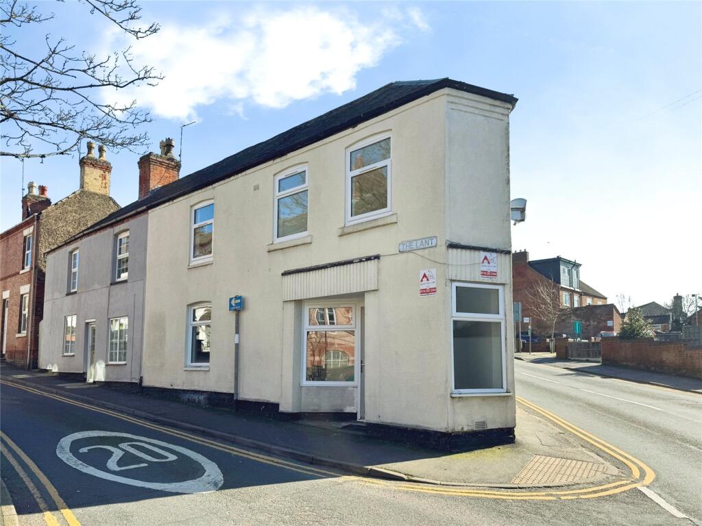 2-bed terraced on The Lant, Shepshed, Loughborough, £135,000