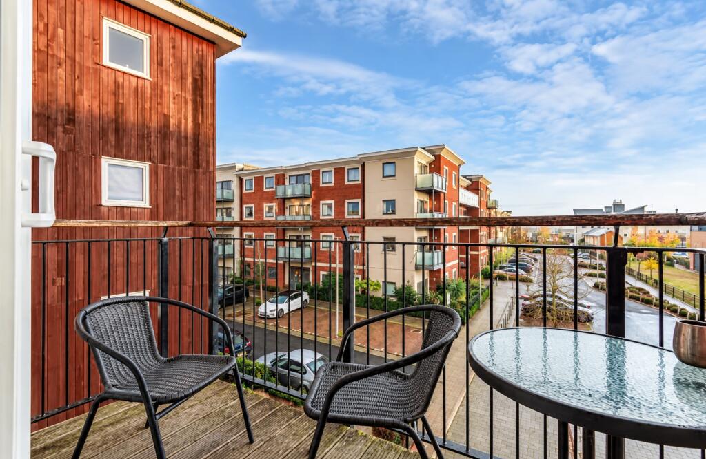 Apartment in Reading, Kennet Island, Whitley - View 2
