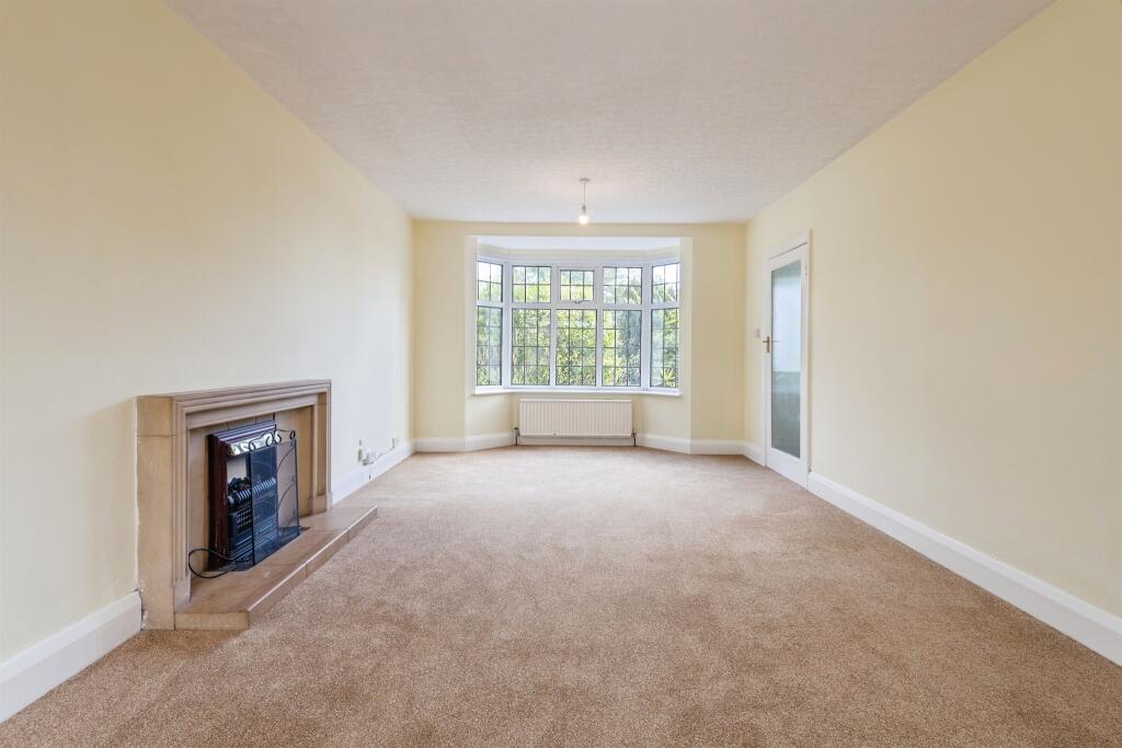 House in Taunton - View 5