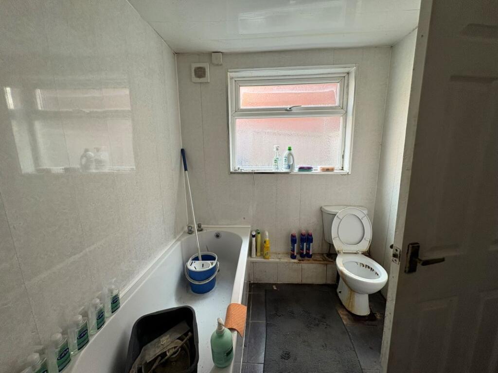 Apartment in Gateshead, Bensham - View 3